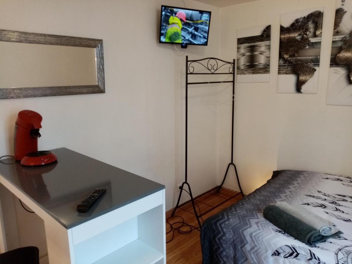 Studio Calme A Valadon Apartment Limoges Luaran gambar